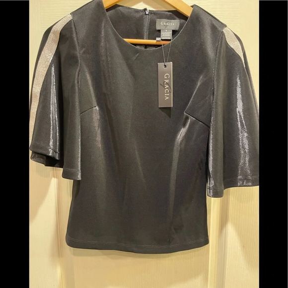 Gracia Embellished Short Bell Sleeve Blouse - Picture 4 of 8